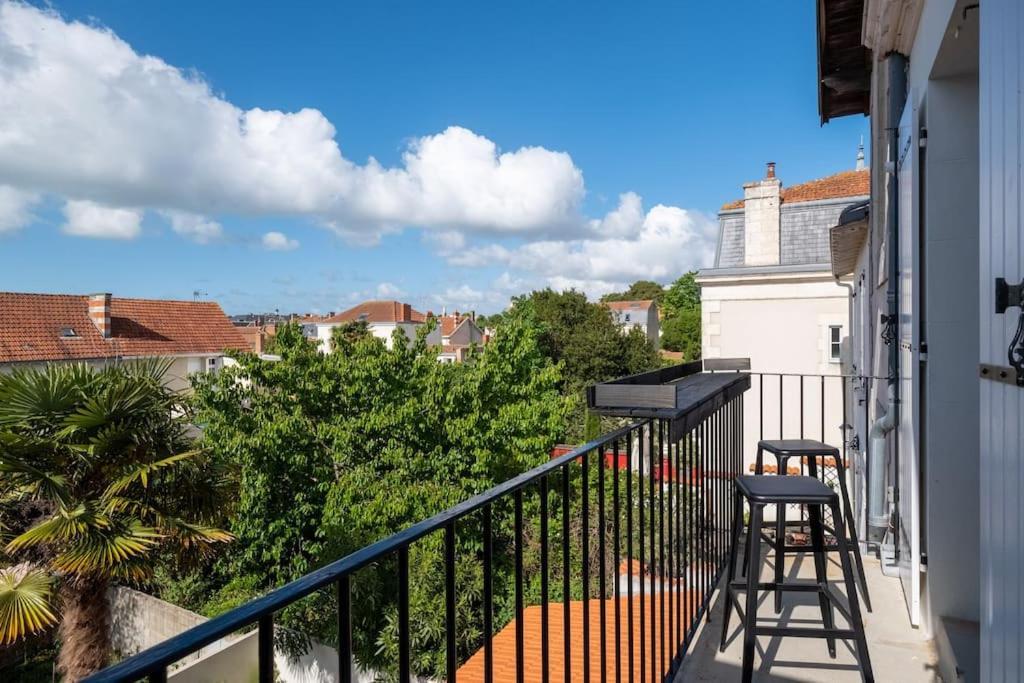 Superbe Appartement Facon Loft A 2 Pas Du Centre ! La Rochelle  Exterior foto